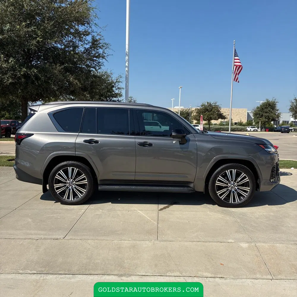 2022 Lexus LX 600 Luxury