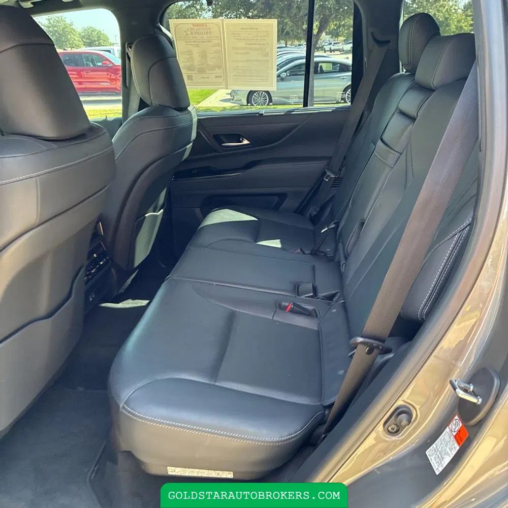 2022 Lexus LX 600 Luxury