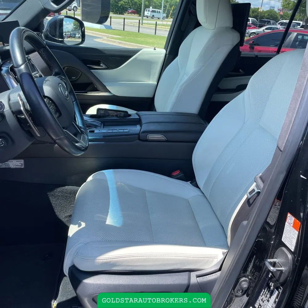 2022 Lexus LX 600 Luxury