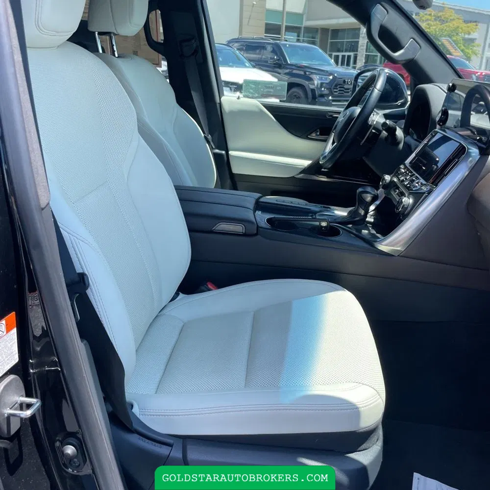 2022 Lexus LX 600 Luxury