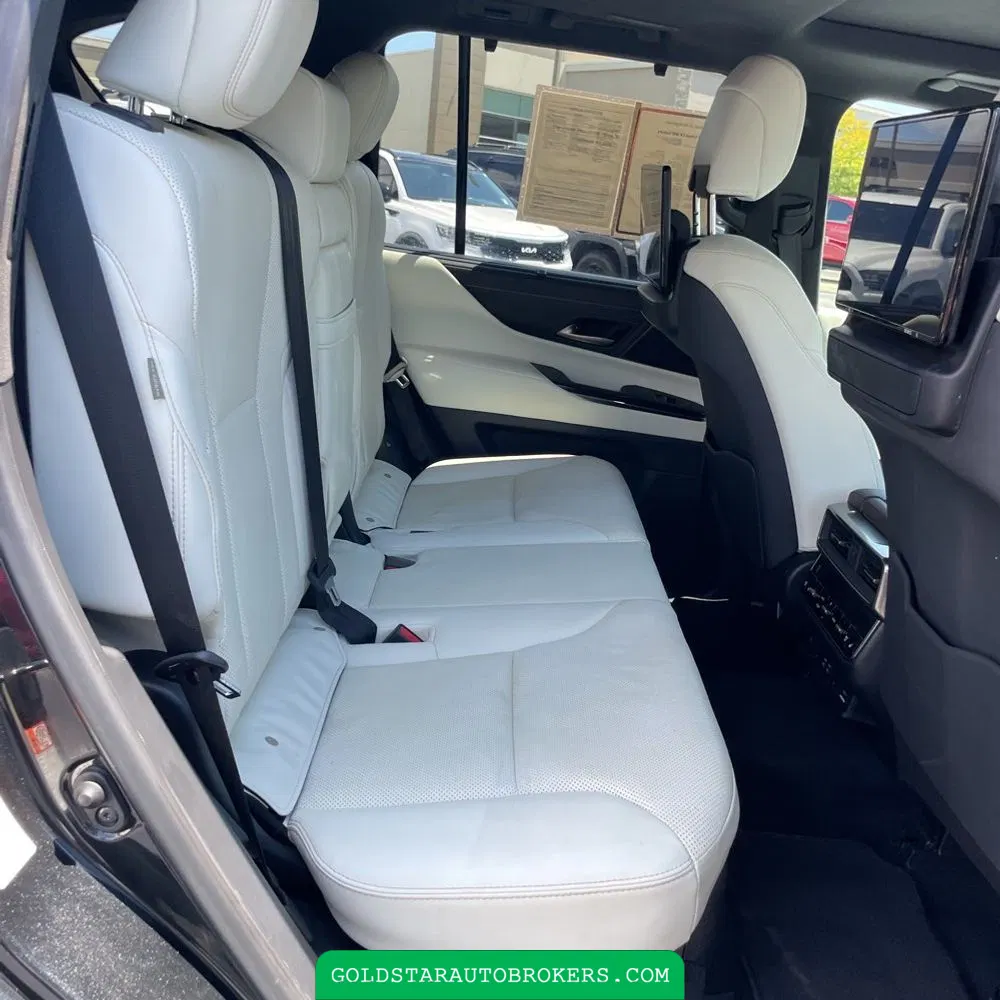 2022 Lexus LX 600 Luxury