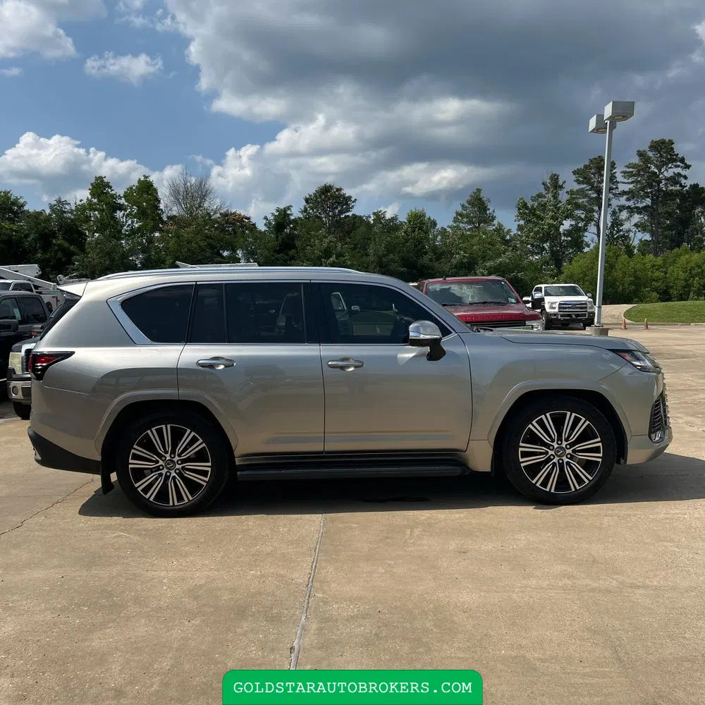 2023 Lexus LX 600 Luxury