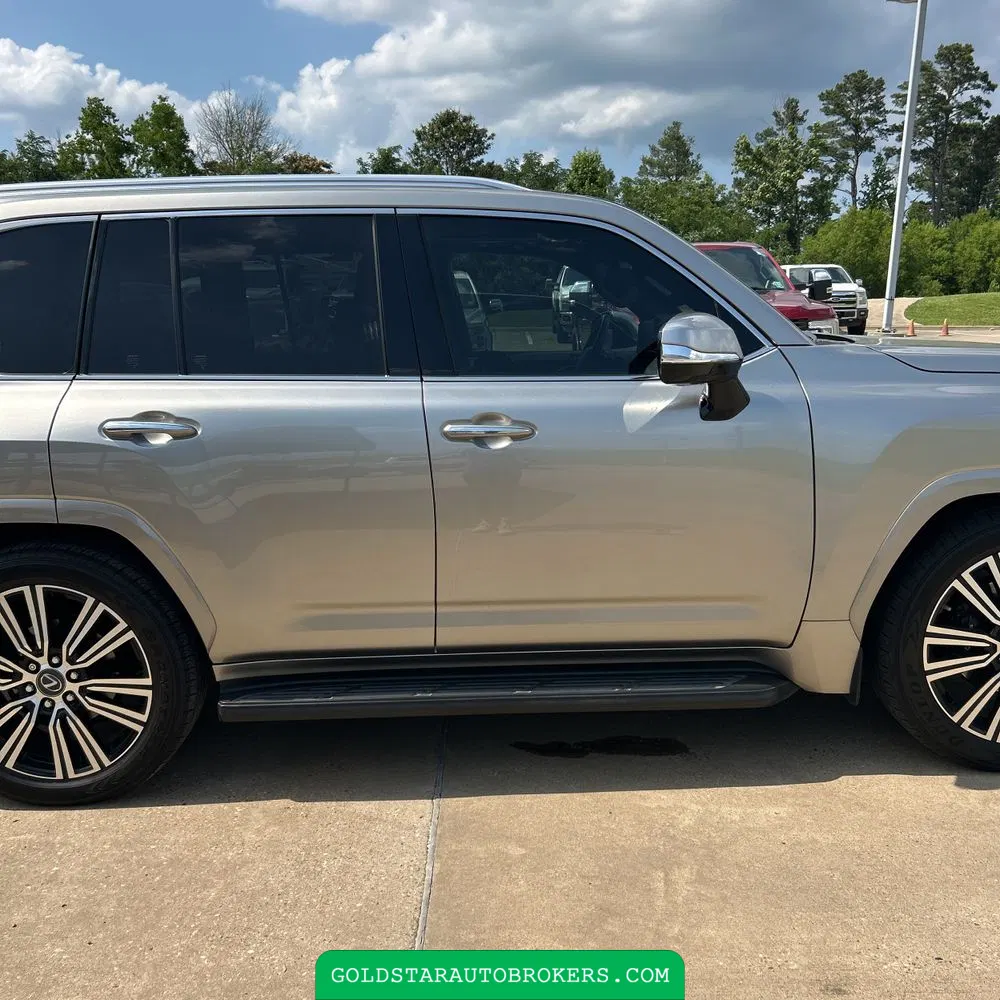 2023 Lexus LX 600 Luxury