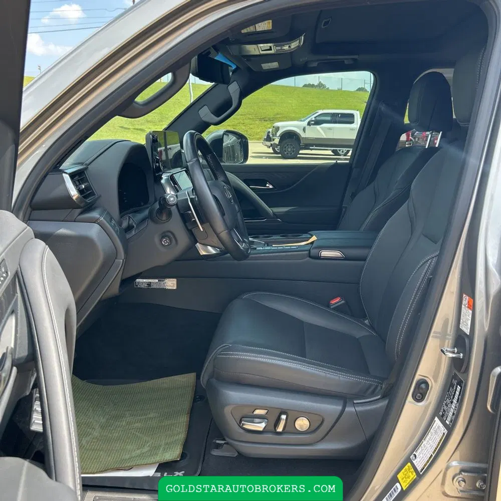 2023 Lexus LX 600 Luxury