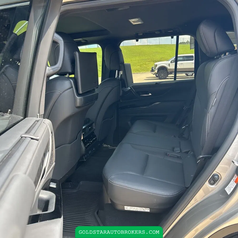 2023 Lexus LX 600 Luxury