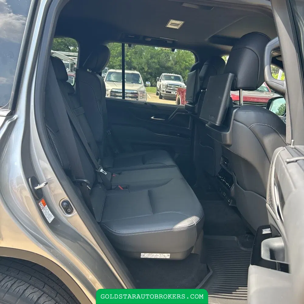 2023 Lexus LX 600 Luxury