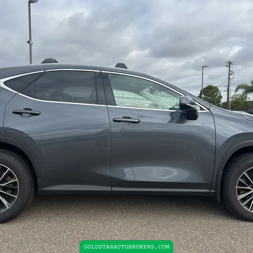 2025 Lexus NX 350h Premium