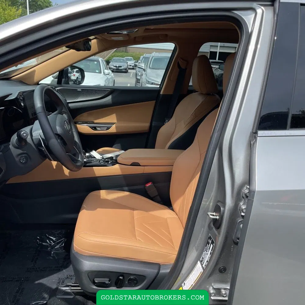 2025 Lexus NX 450h+ Base