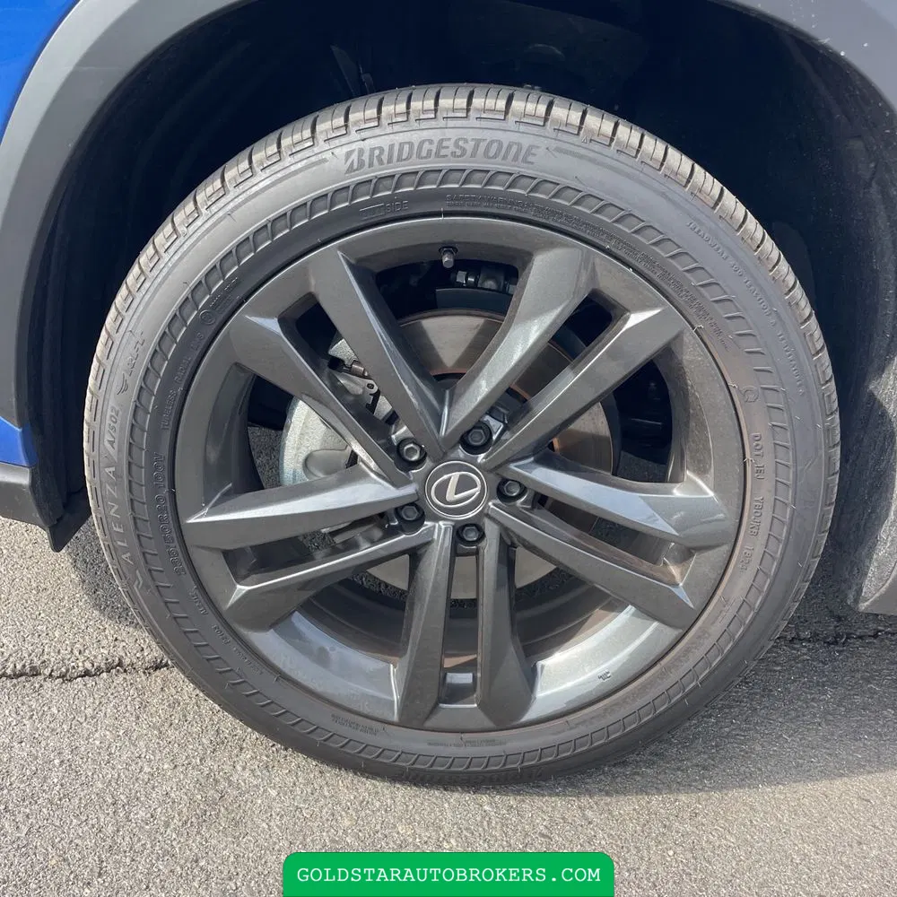 2025 Lexus NX 450h+ Base
