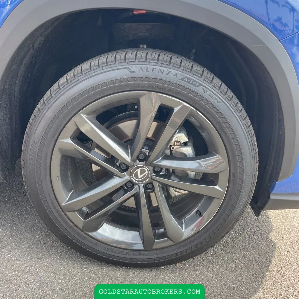 2025 Lexus NX 450h+ Base