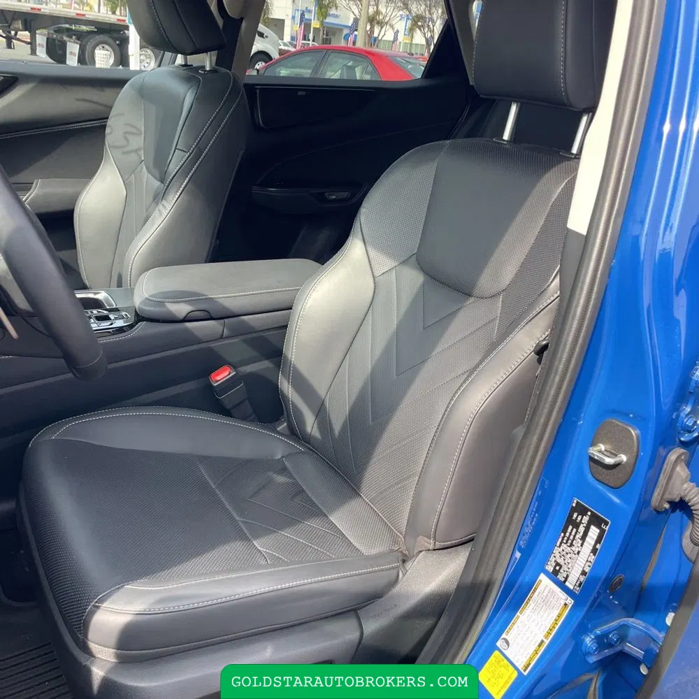 2025 Lexus NX 450h+ Base