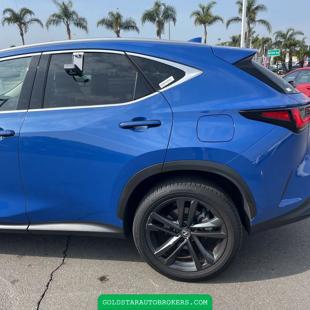 2025 Lexus NX 450h+ Base