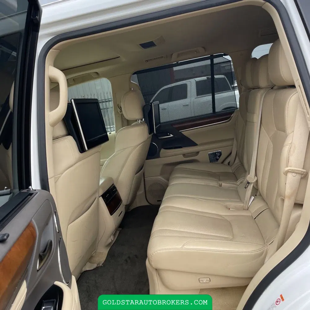 2017 Lexus LX 570 Base