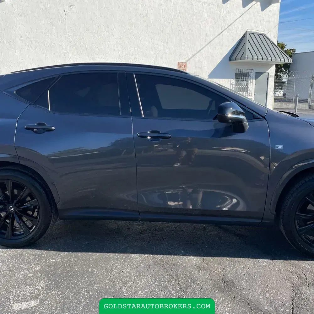 2025 Lexus NX 450h+ F SPORT Handling