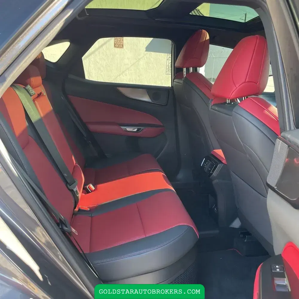 2025 Lexus NX 450h+ F SPORT Handling