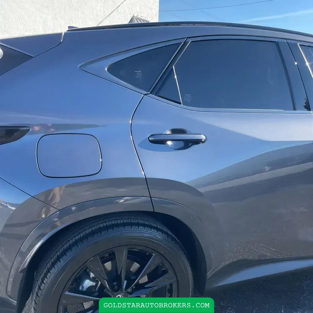 2025 Lexus NX 450h+ F SPORT Handling
