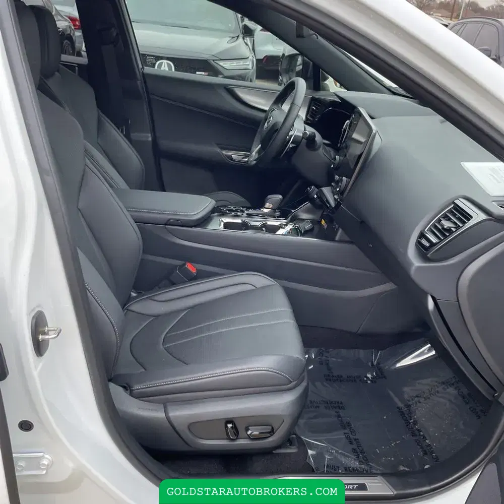 2025 Lexus NX 450h+ F SPORT Handling