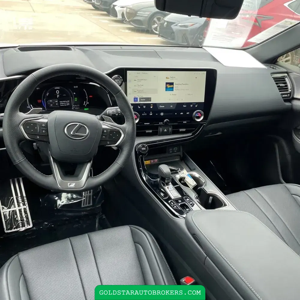 2025 Lexus NX 450h+ F SPORT Handling