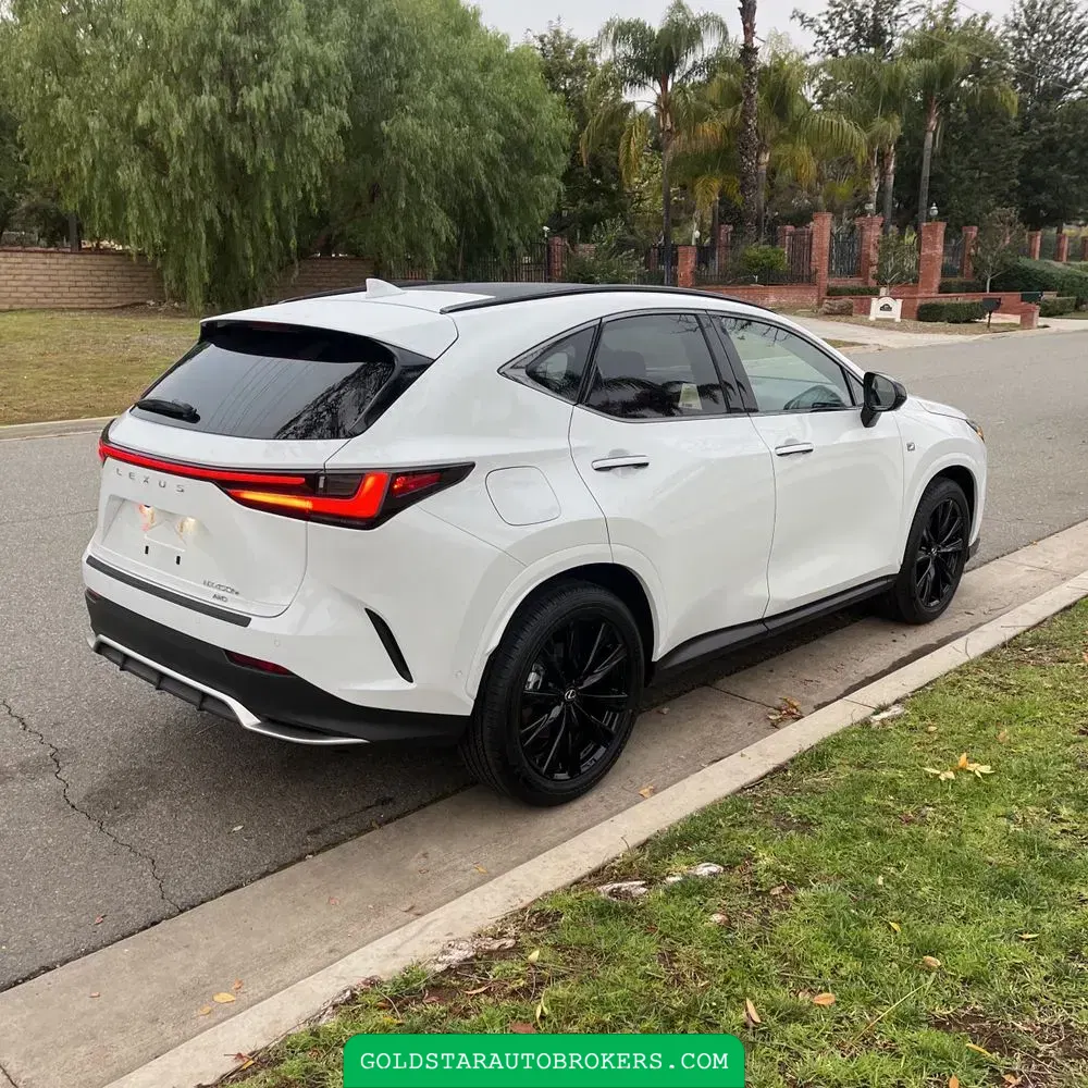 2025 Lexus NX 450h+ F SPORT Handling