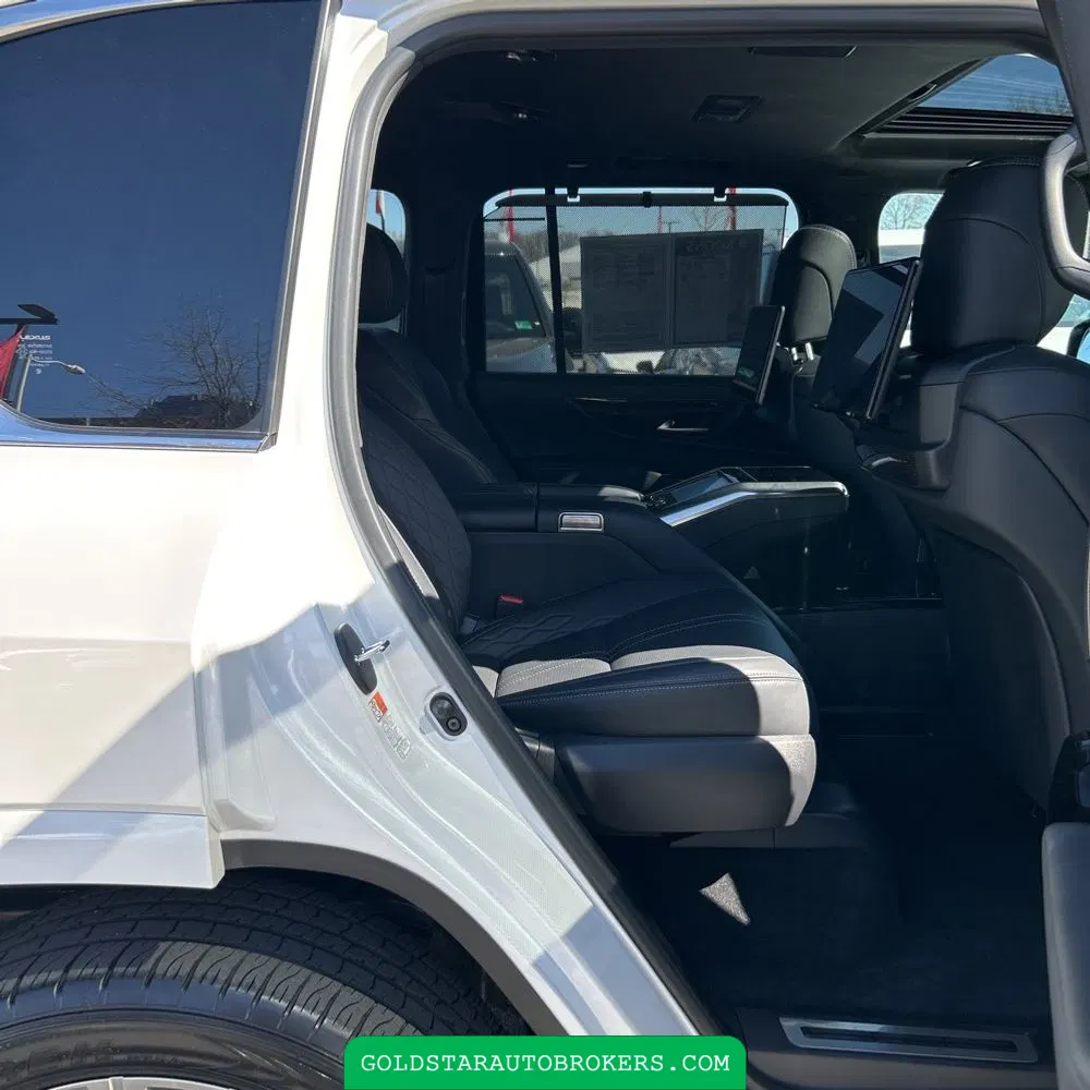 2024 Lexus LX 600 Ultra Luxury