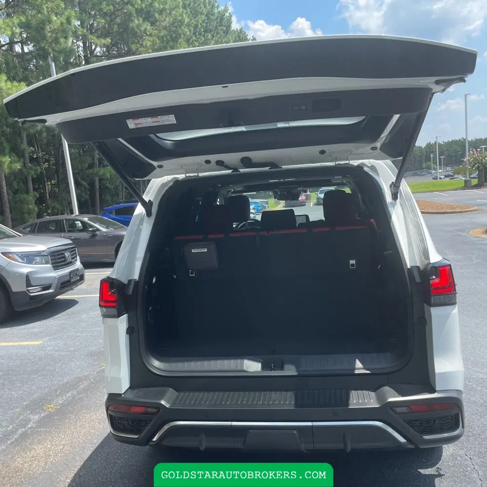 2024 Lexus LX 600 F SPORT Handling