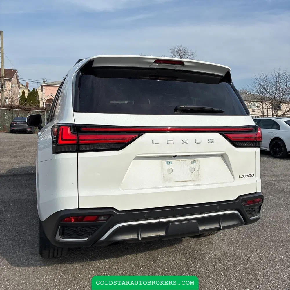 2024 Lexus LX 600 F SPORT Handling