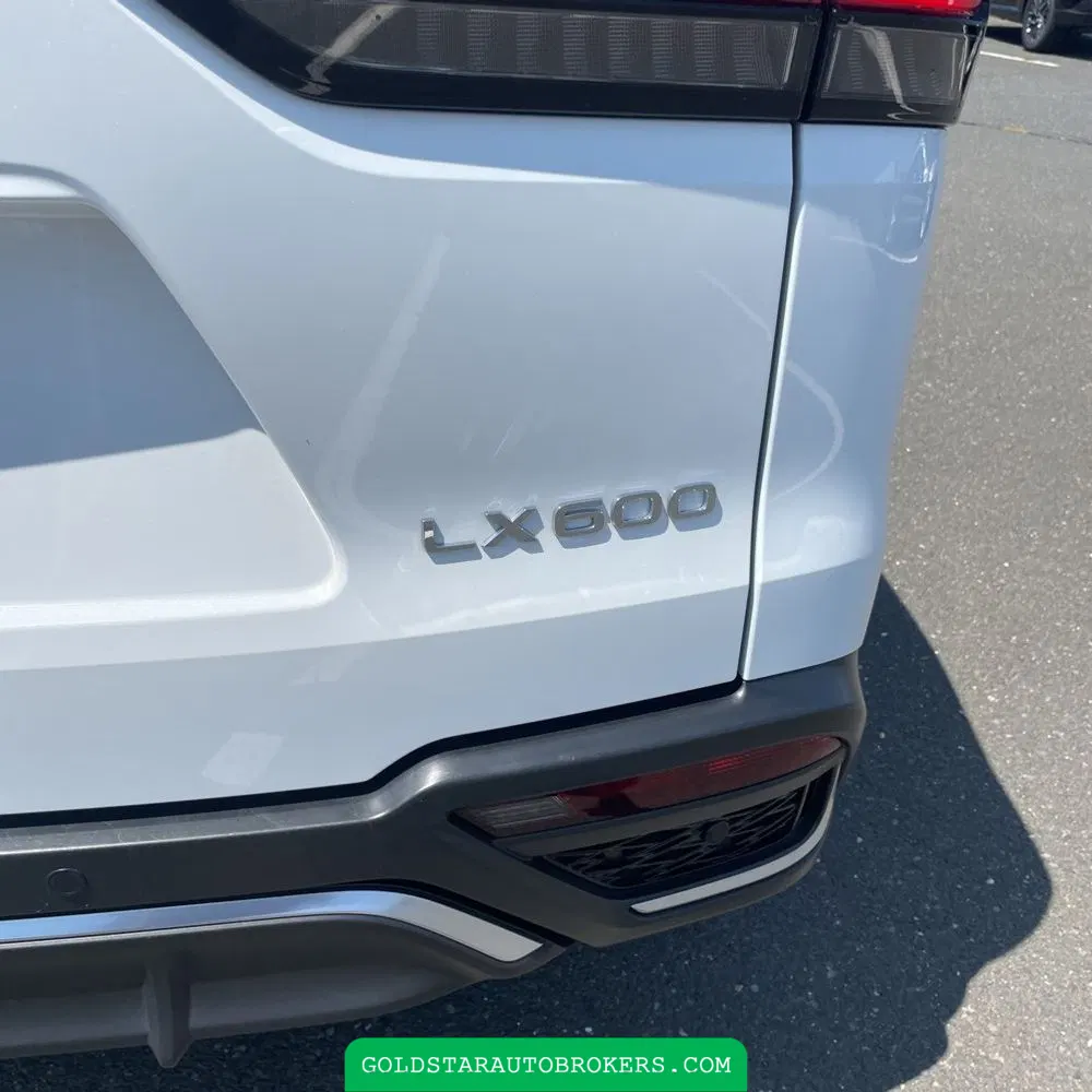 2023 Lexus LX 600 F SPORT Handling