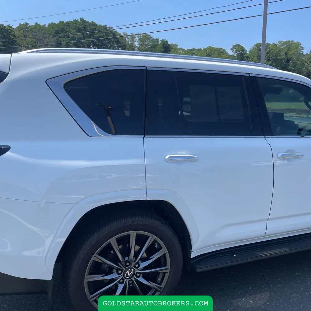 2023 Lexus LX 600 F SPORT Handling