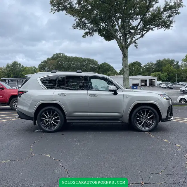 2023 Lexus LX 600 F SPORT Handling