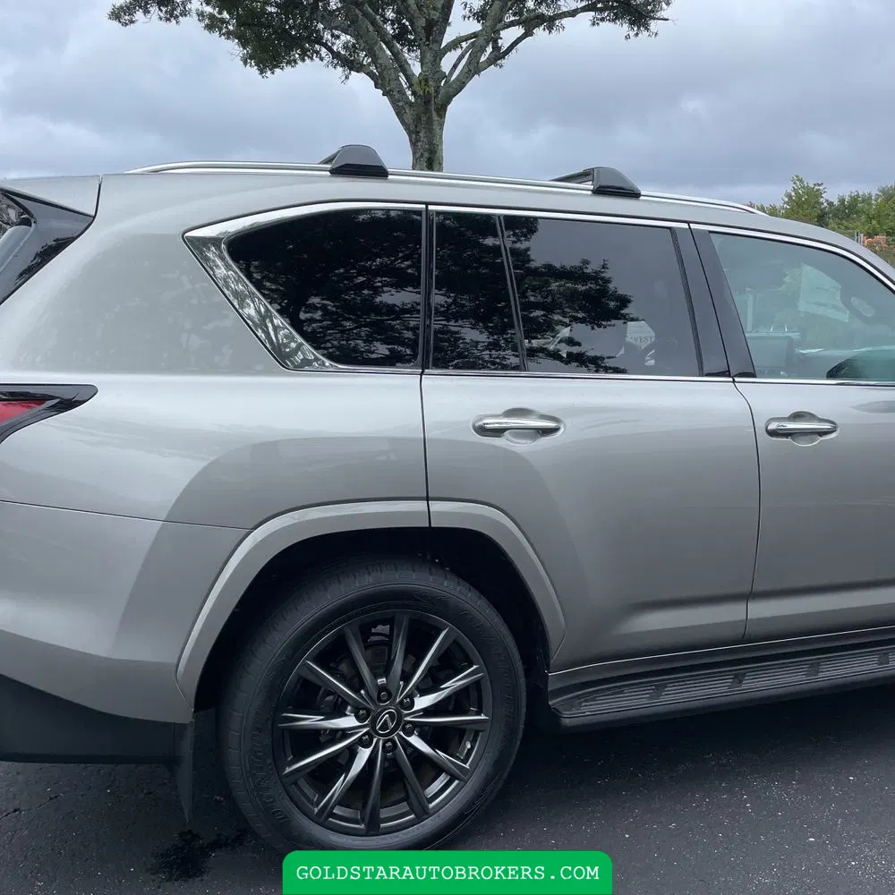 2023 Lexus LX 600 F SPORT Handling