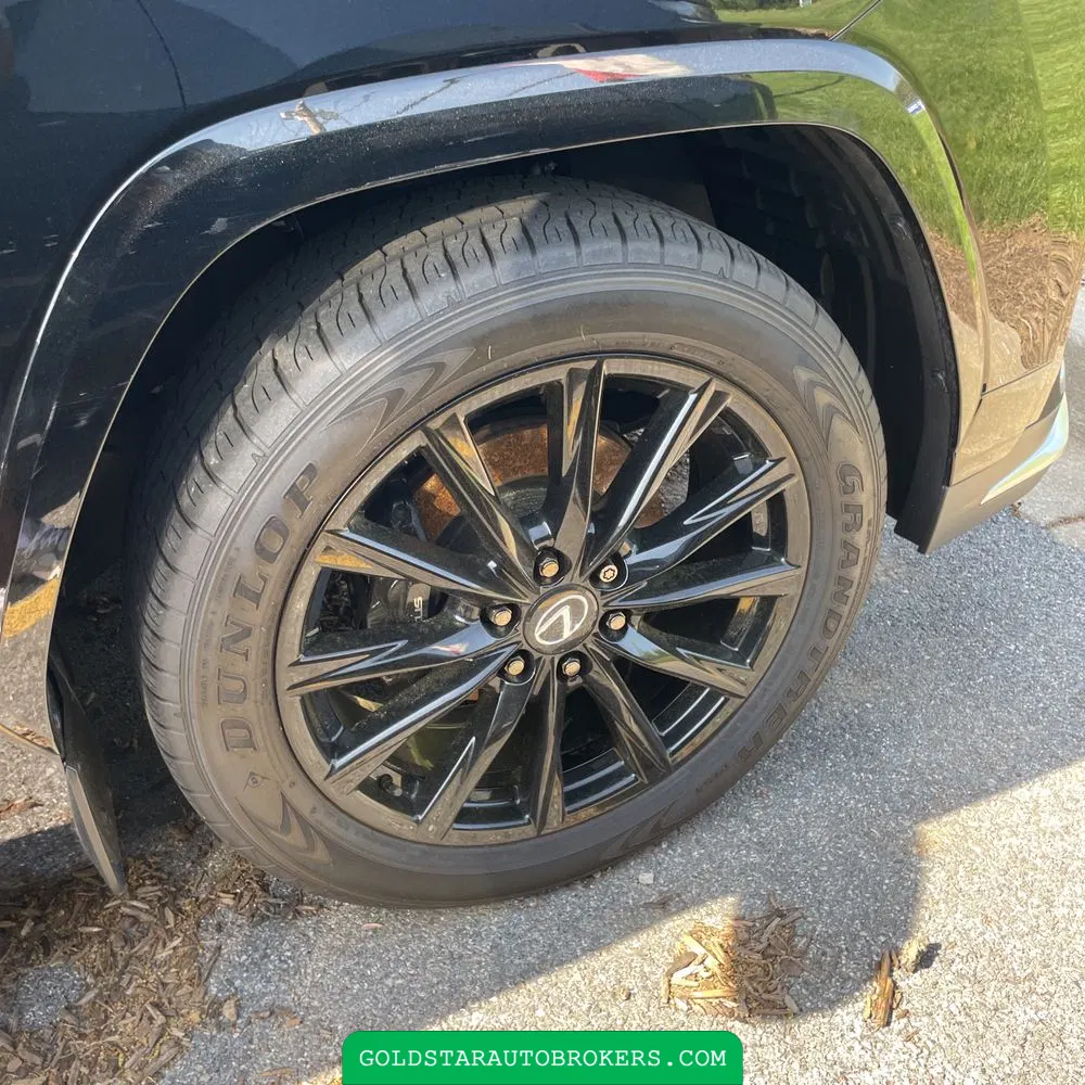2024 Lexus LX 600 F SPORT Handling