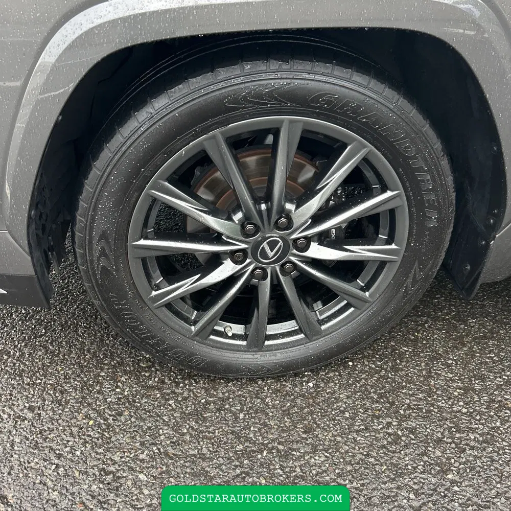 2023 Lexus LX 600 F SPORT Handling