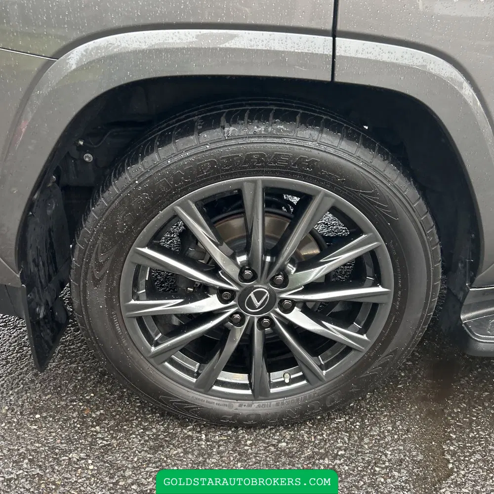 2023 Lexus LX 600 F SPORT Handling