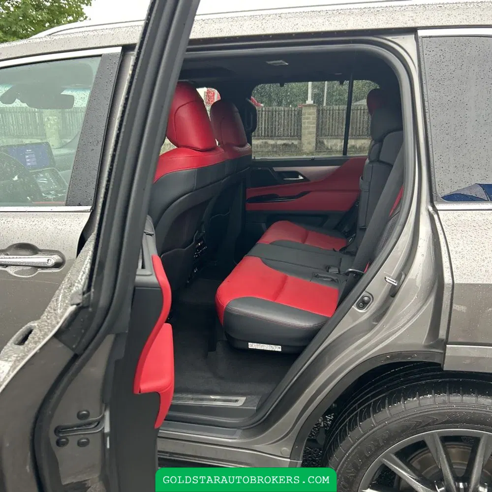 2023 Lexus LX 600 F SPORT Handling
