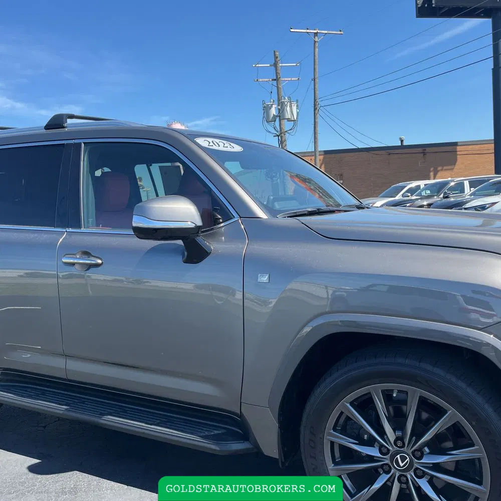 2023 Lexus LX 600 F SPORT Handling