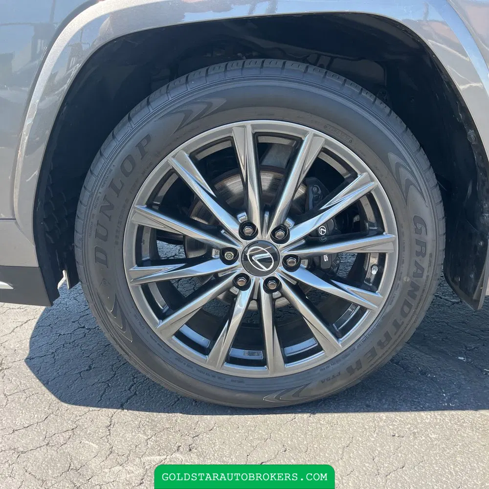 2023 Lexus LX 600 F SPORT Handling