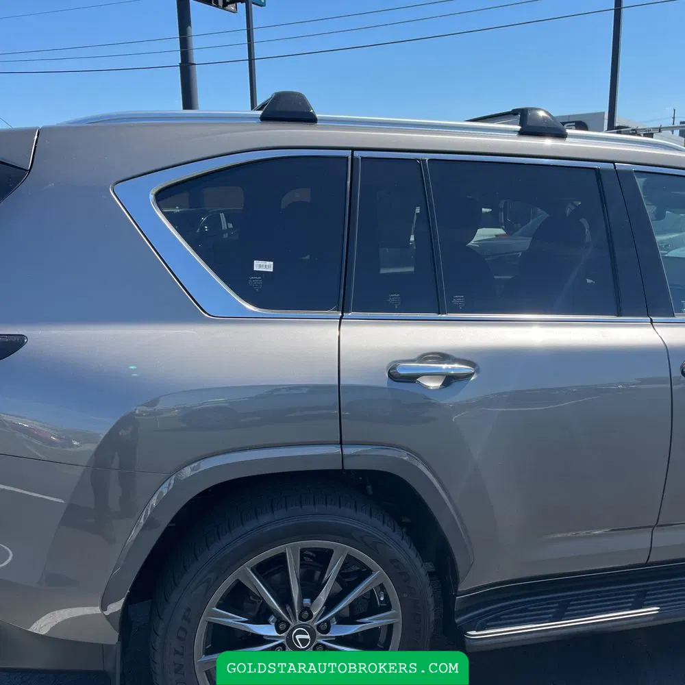 2023 Lexus LX 600 F SPORT Handling