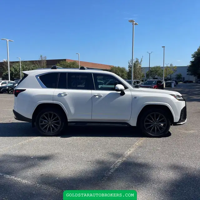 2023 Lexus LX 600 F SPORT Handling