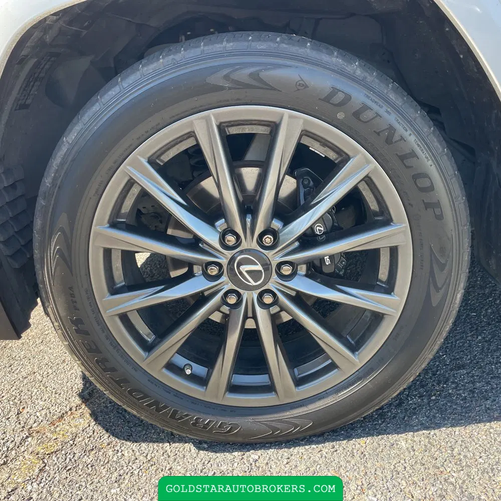 2023 Lexus LX 600 F SPORT Handling