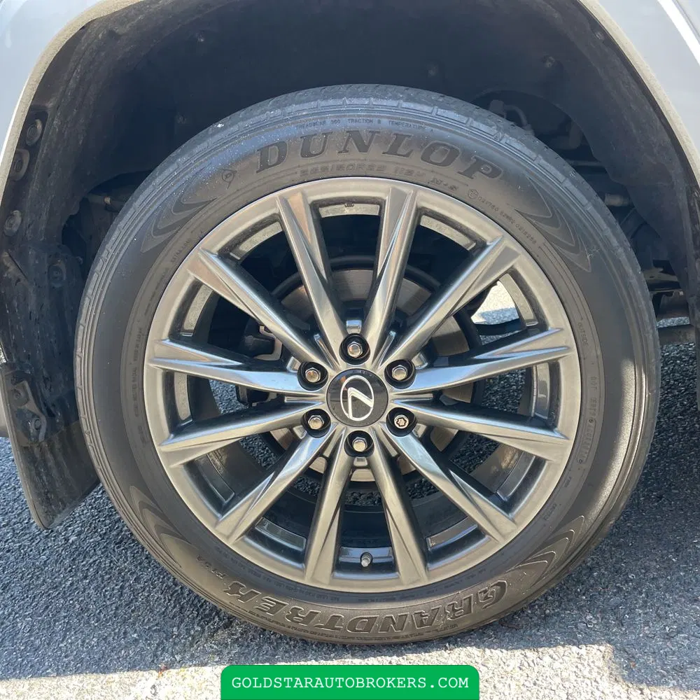 2023 Lexus LX 600 F SPORT Handling