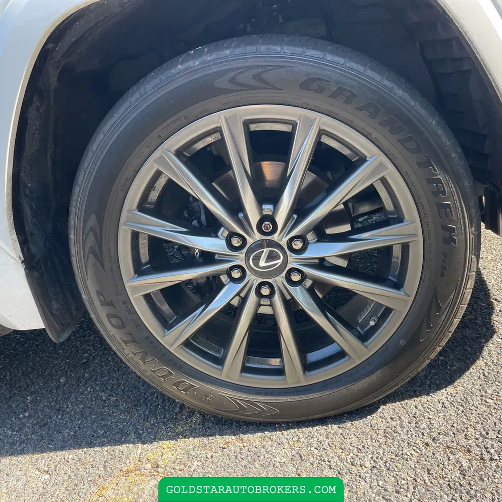 2023 Lexus LX 600 F SPORT Handling