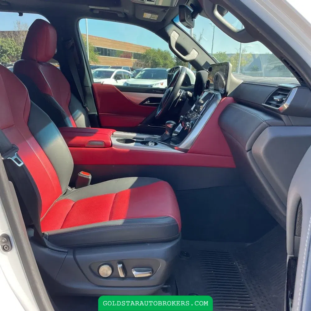 2023 Lexus LX 600 F SPORT Handling