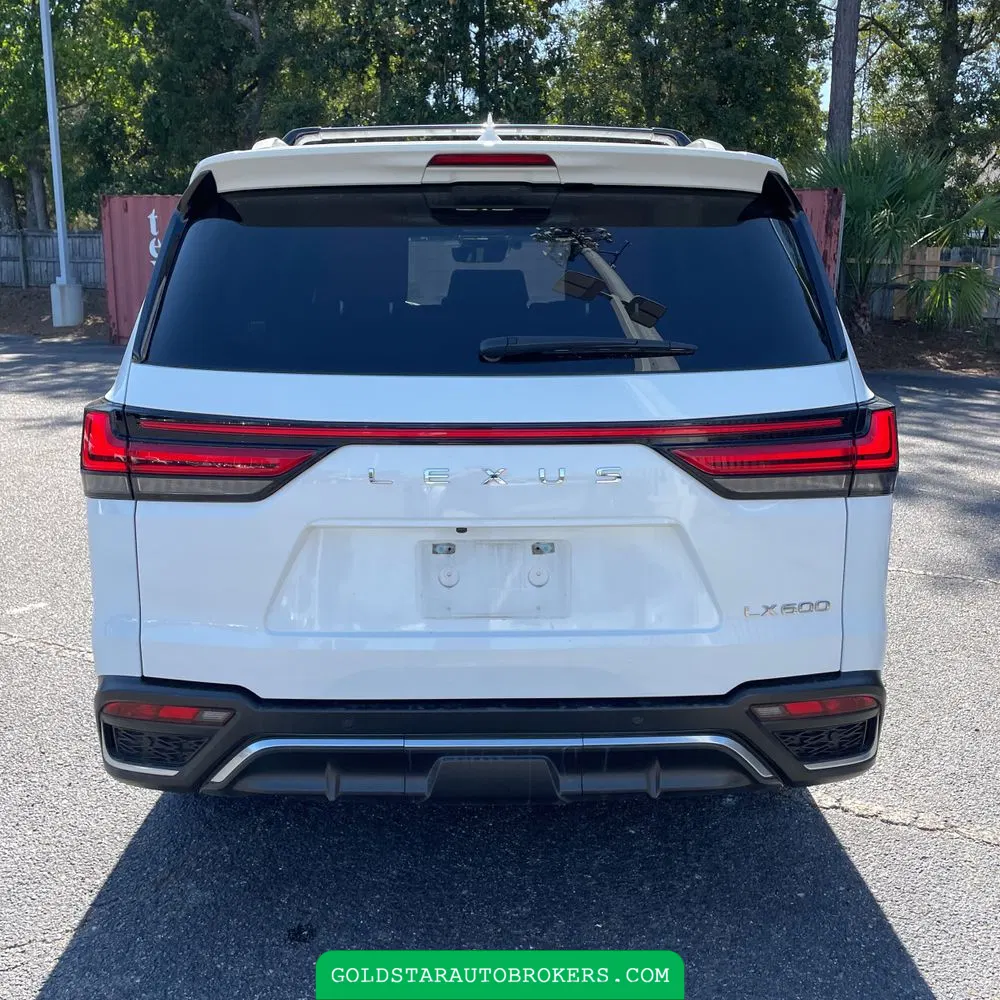 2023 Lexus LX 600 F SPORT Handling