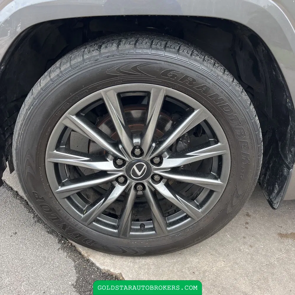 2024 Lexus LX 600 F SPORT Handling
