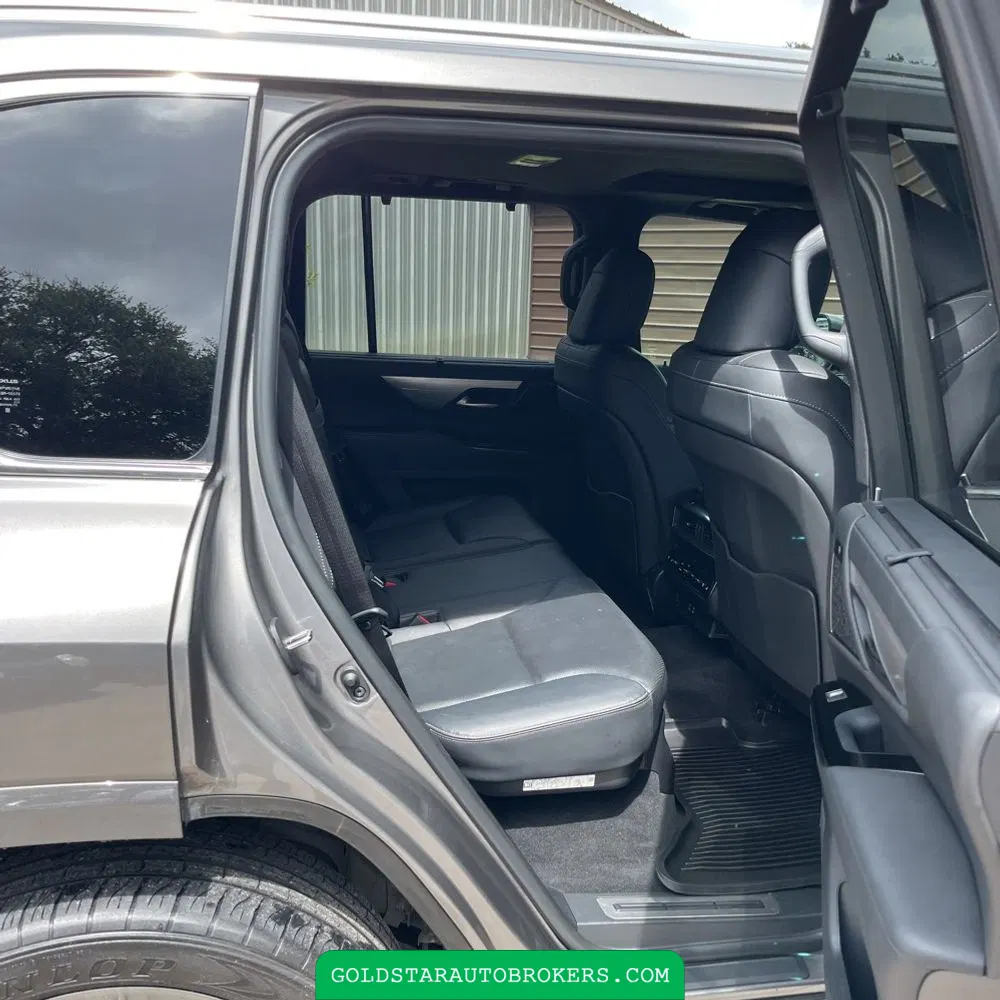 2024 Lexus LX 600 F SPORT Handling