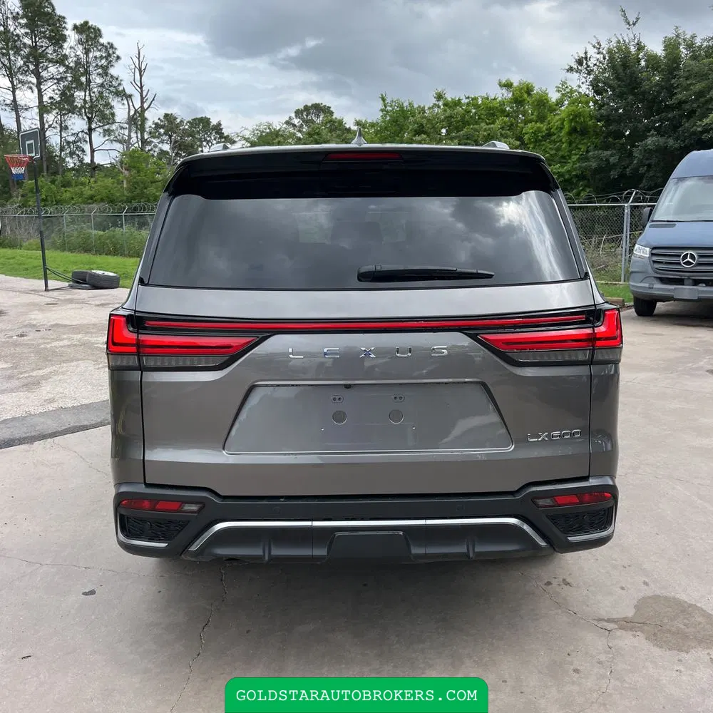 2024 Lexus LX 600 F SPORT Handling