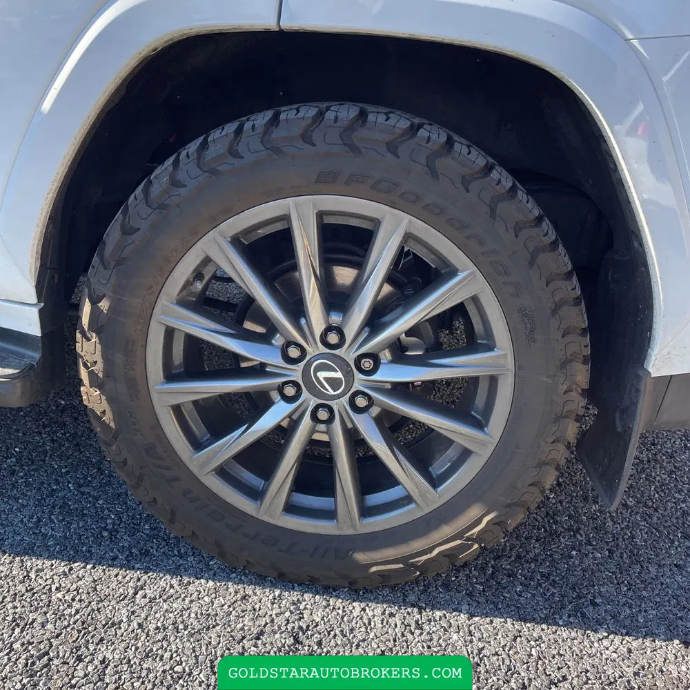 2024 Lexus LX 600 F SPORT Handling
