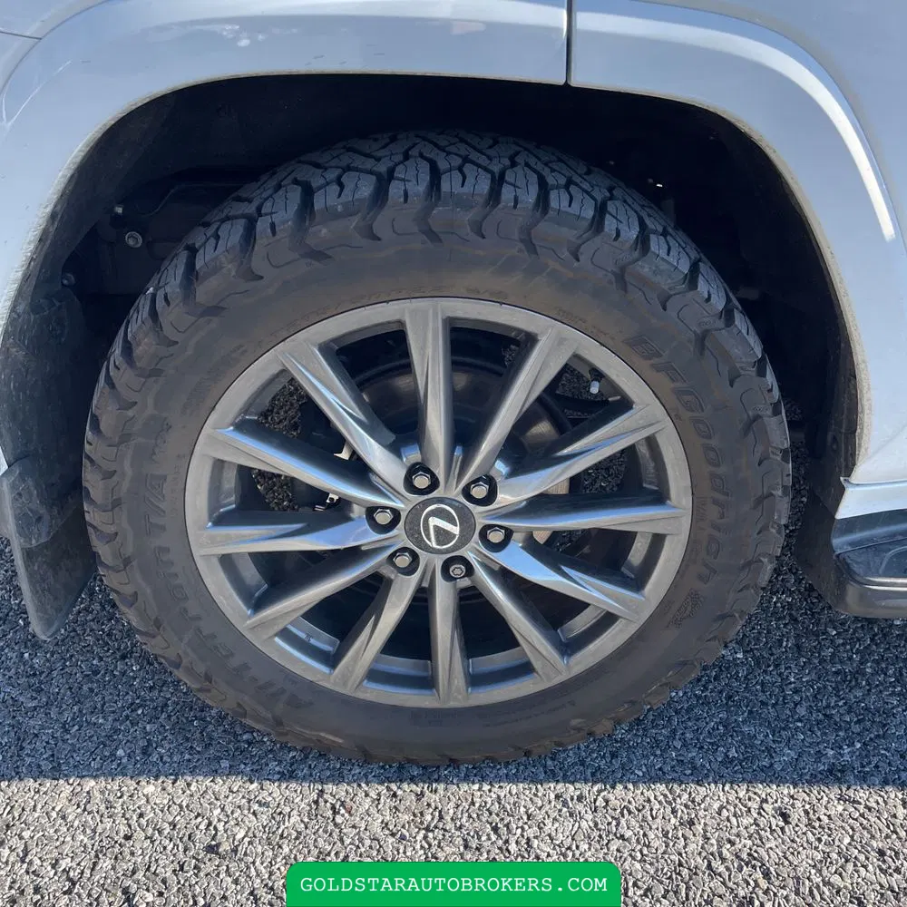 2024 Lexus LX 600 F SPORT Handling