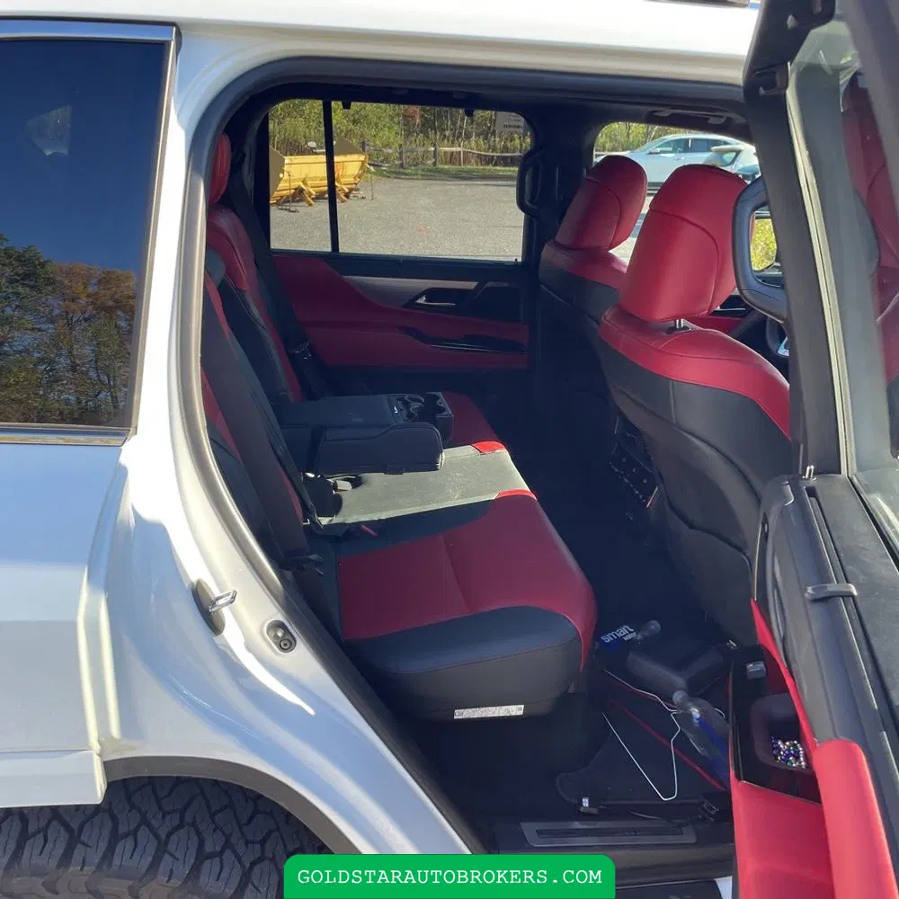 2024 Lexus LX 600 F SPORT Handling
