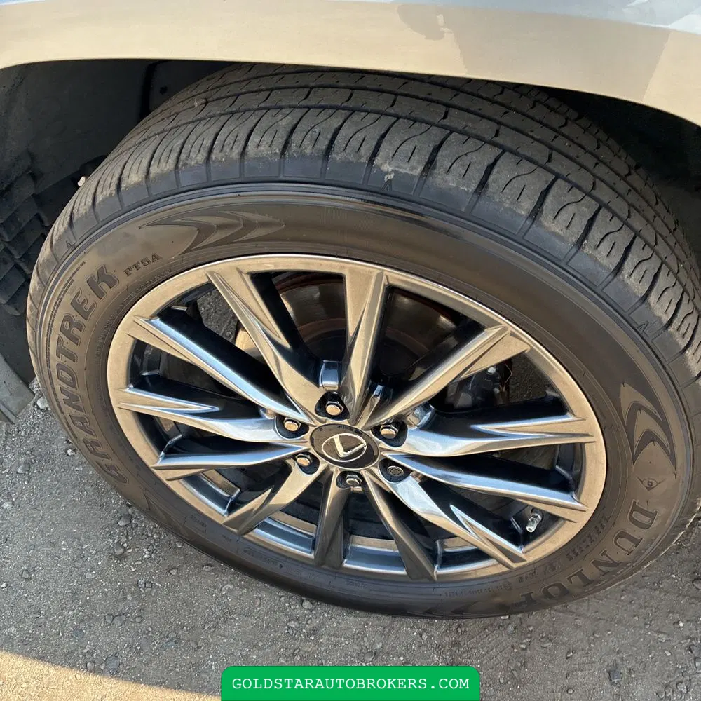 2023 Lexus LX 600 F SPORT Handling